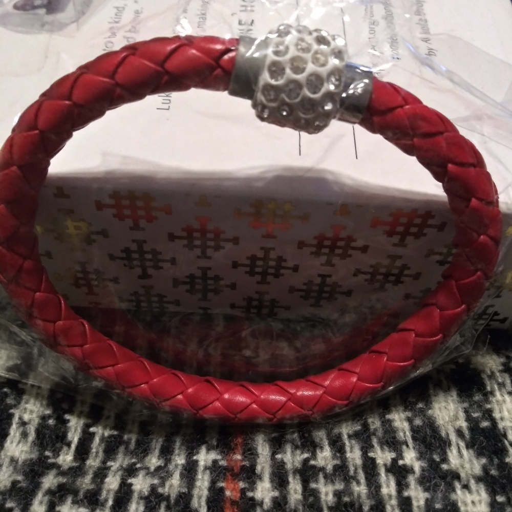 Bracelet